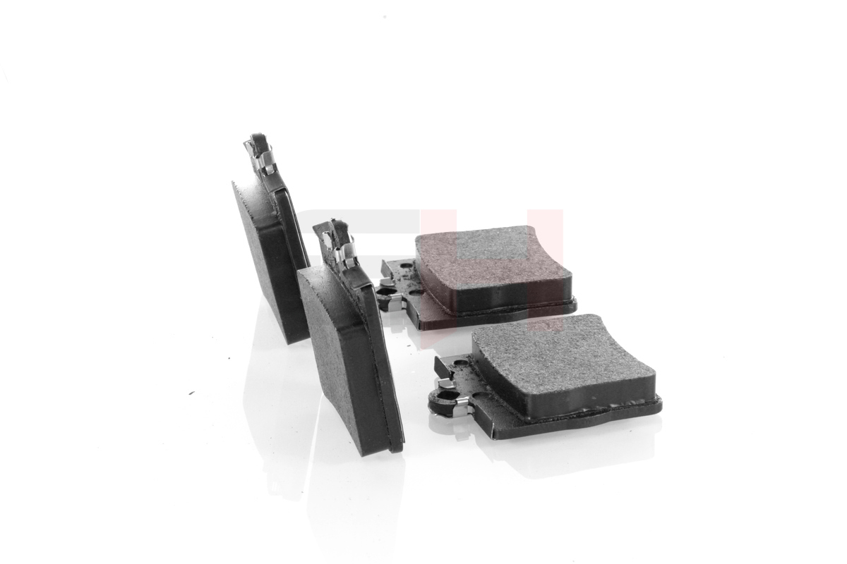 Комплект тормозных колодок, дисковый тормоз - GH-413335 GH