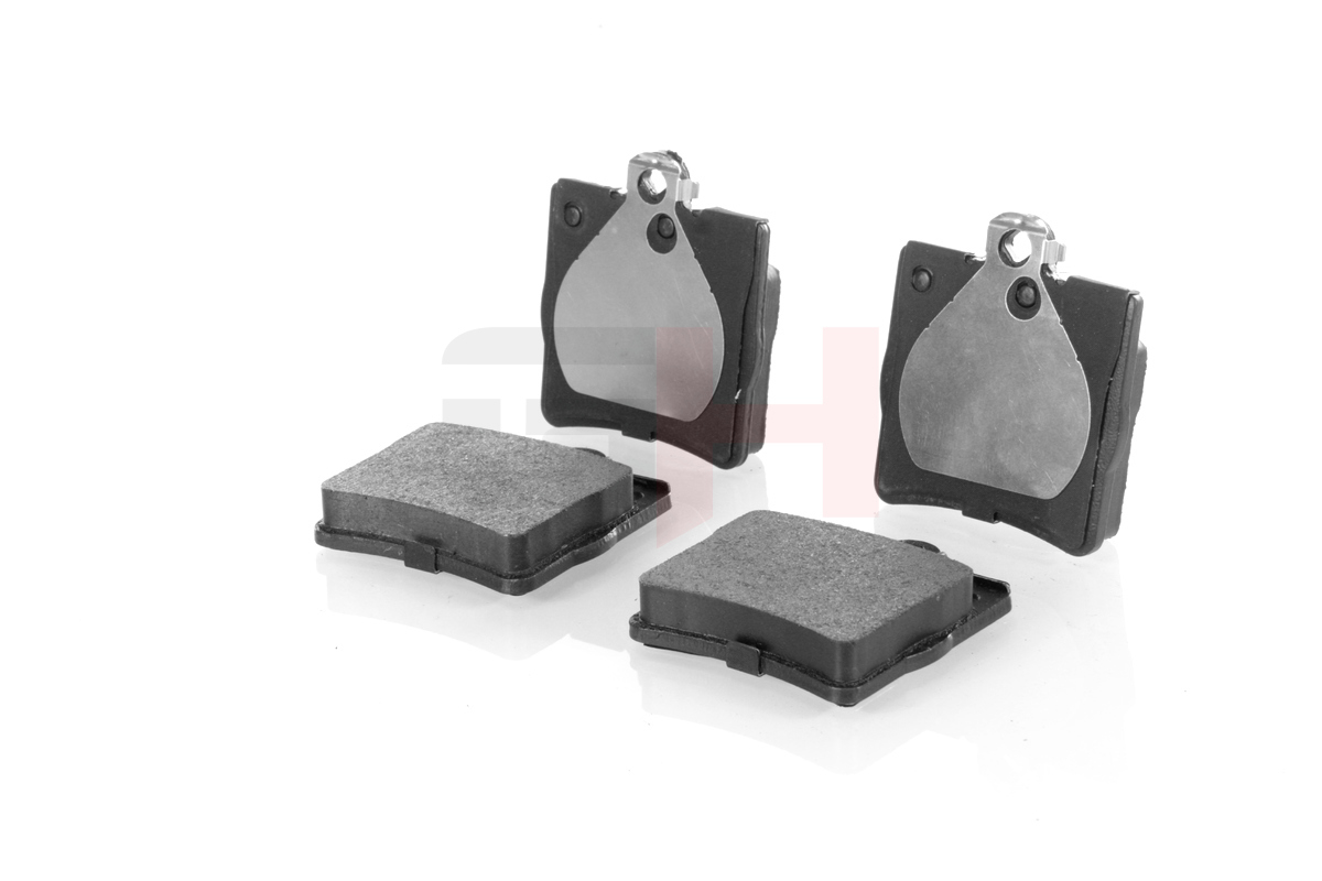 Комплект тормозных колодок, дисковый тормоз - GH-413335 GH